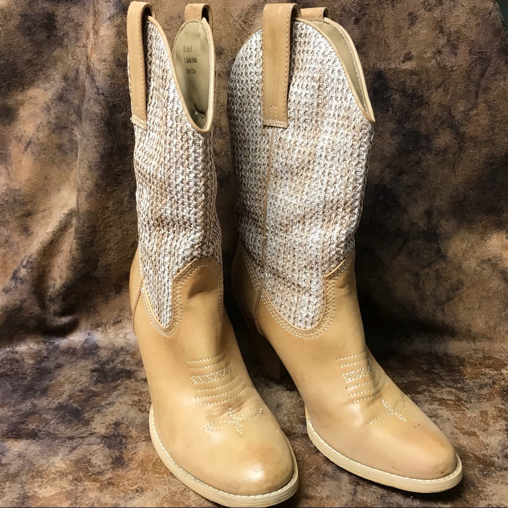 SBICCA of California tweed cowboy boots🐴